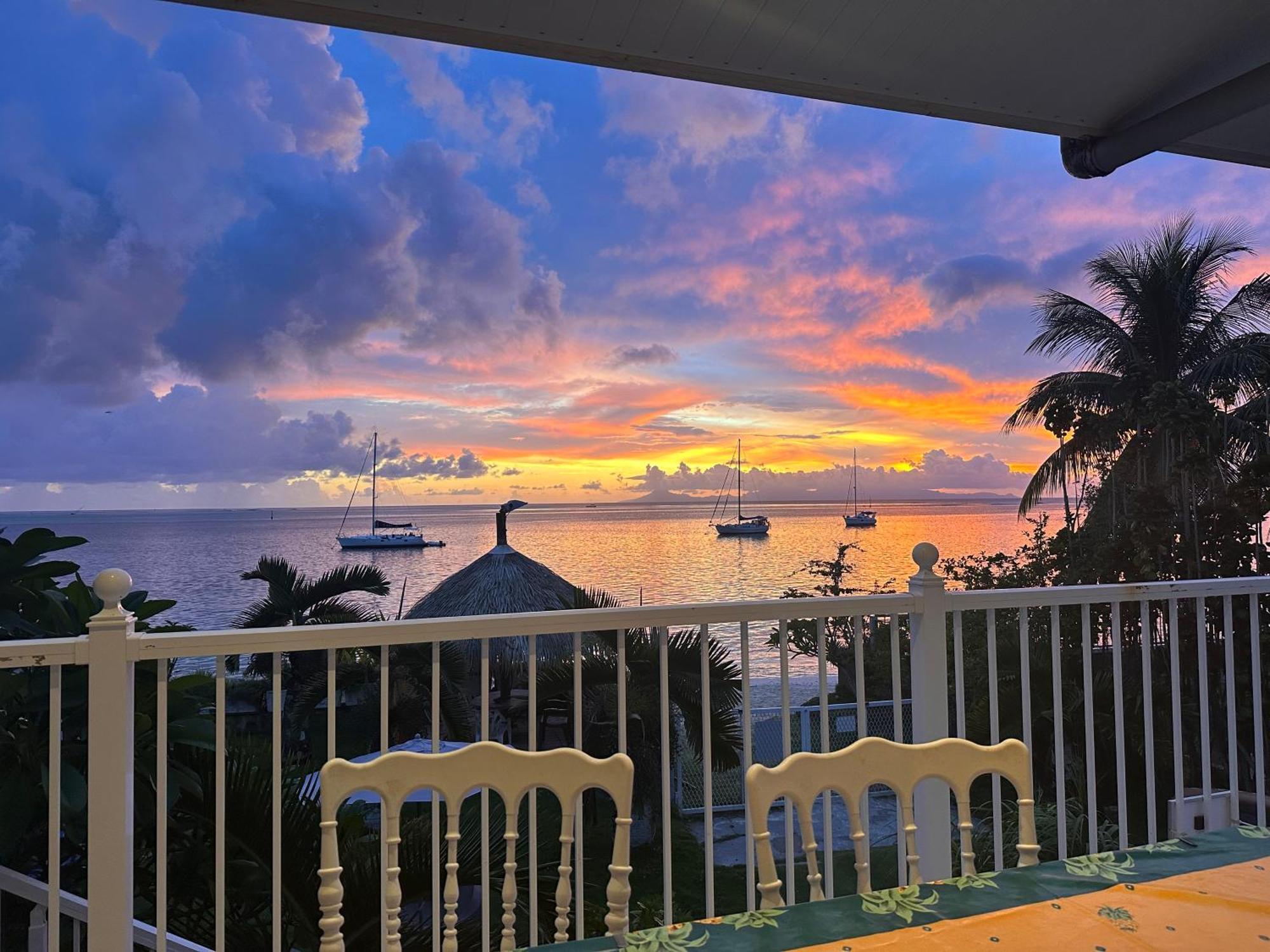 פארה Meri Lodge Huahine « Room Of Marta » מראה חיצוני תמונה